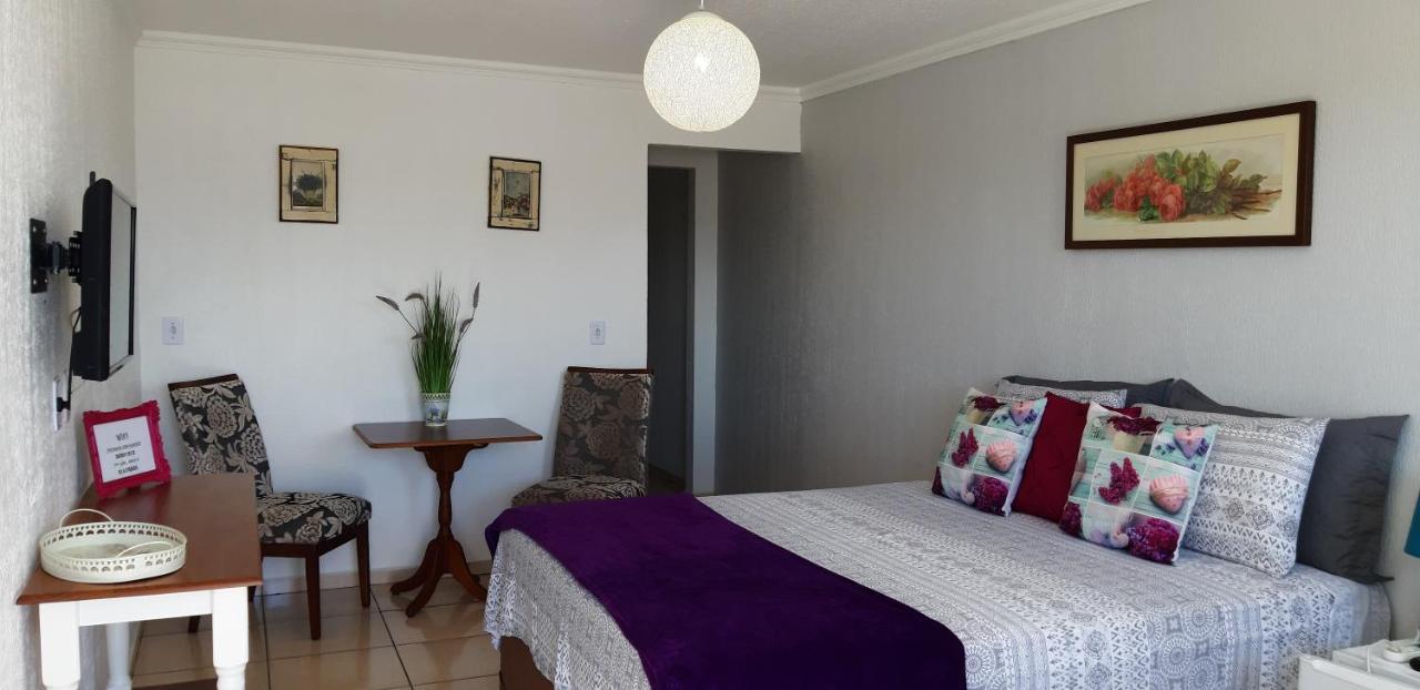 Pousada Cris Garden Bed&Breakfast Foz do Iguaçu Eksteriør billede