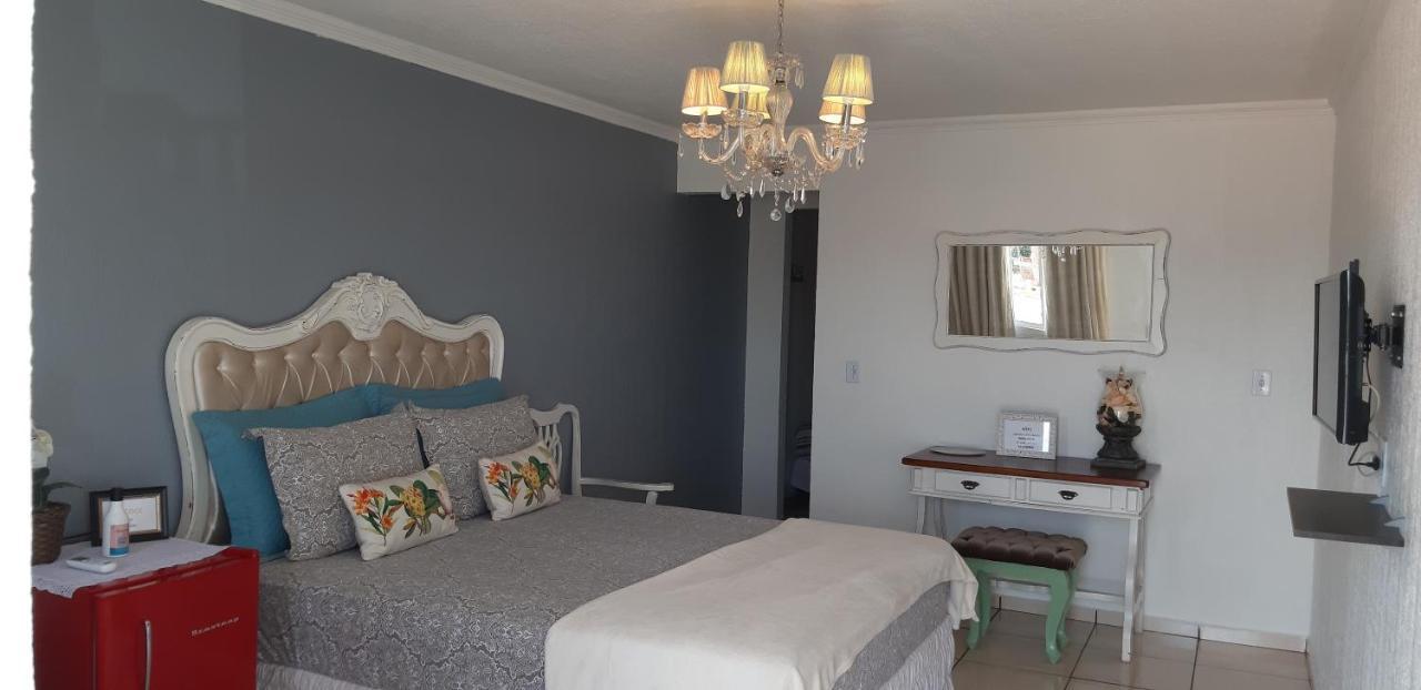 Pousada Cris Garden Bed&Breakfast Foz do Iguaçu Eksteriør billede