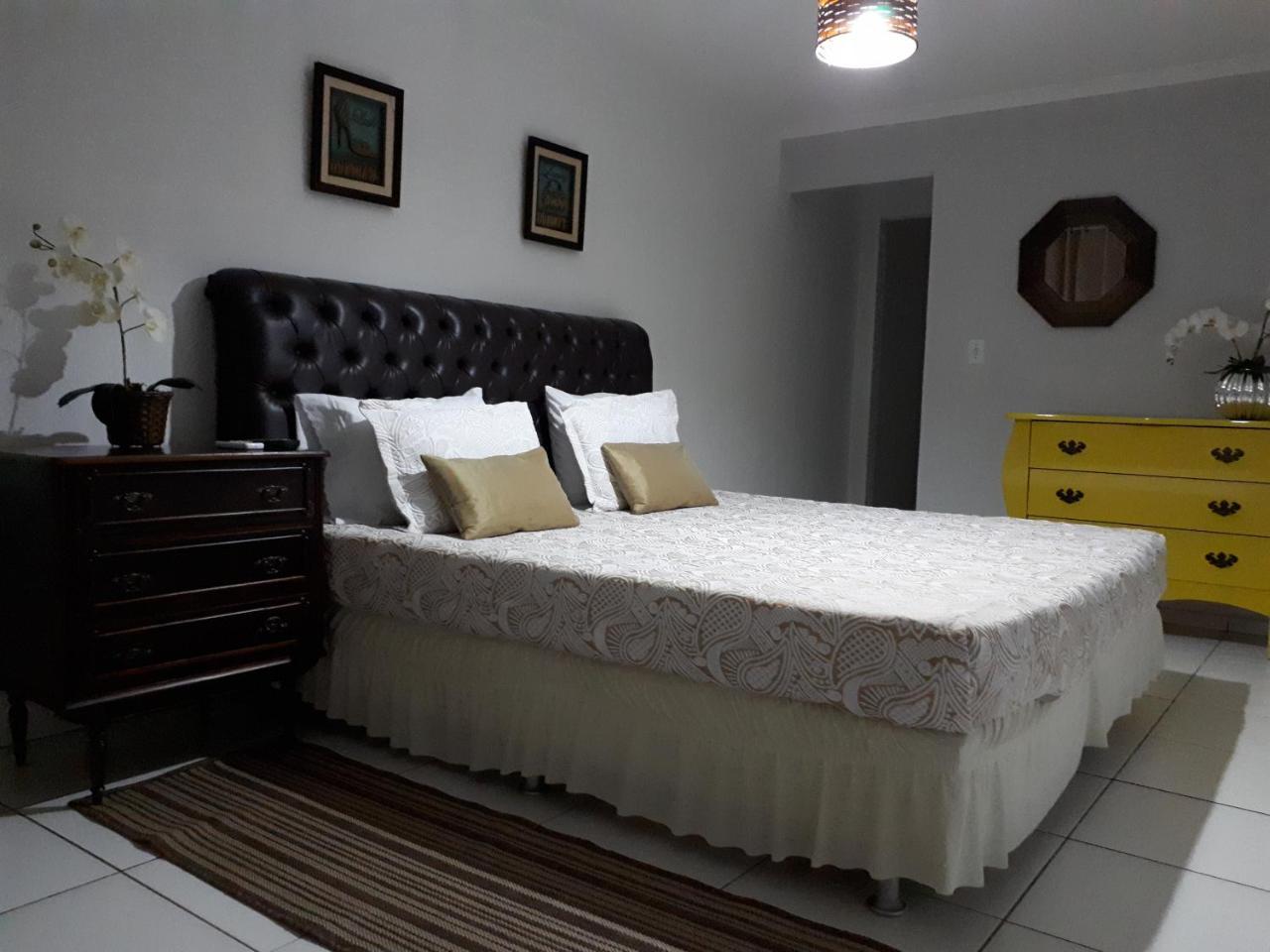 Pousada Cris Garden Bed&Breakfast Foz do Iguaçu Eksteriør billede