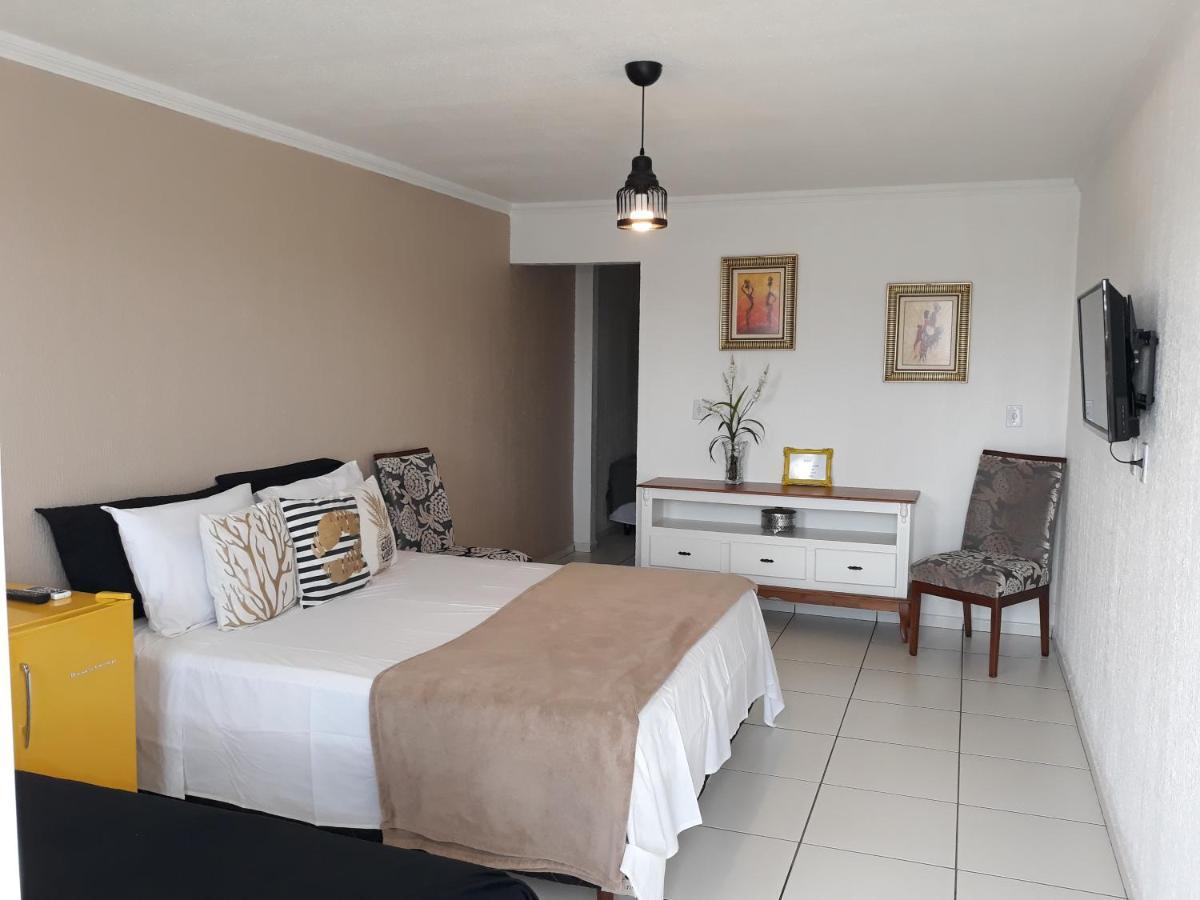 Pousada Cris Garden Bed&Breakfast Foz do Iguaçu Eksteriør billede